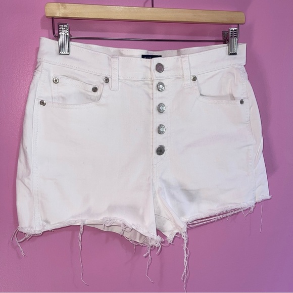 GAP Shorts Women's Size 29 White Denim High-Rise Button Fly Cut-off 3 1/2" - Picture 3 of 9